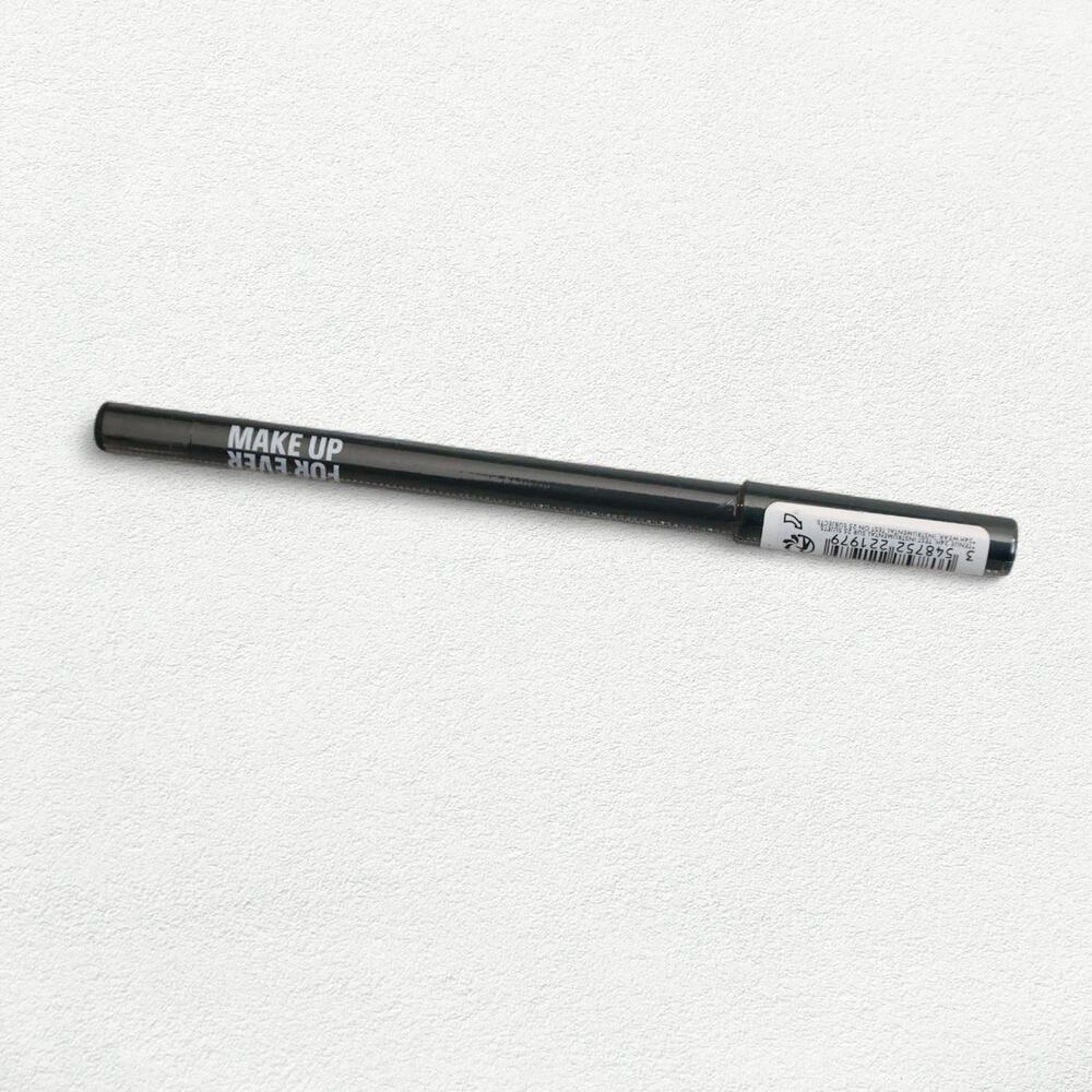 Makeup Forever Aqua Resist Color Eyeliner Pencil in 07 Absolute Forest